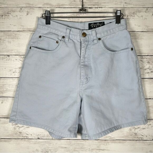 Eddie Bauer Denim Mom Shorts Light Blue 100% Cotton Loose Fit Sz 8 - Picture 1 of 4